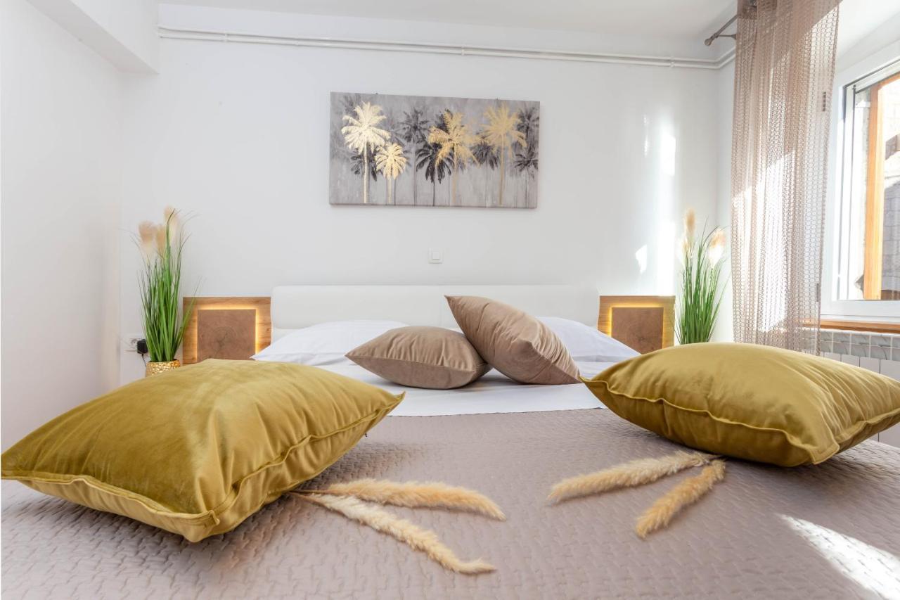 Deluxe Dreamy Room In The Center Of Hvar With Sea View Hvar Town Eksteriør billede