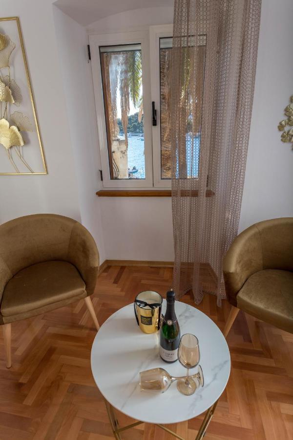 Deluxe Dreamy Room In The Center Of Hvar With Sea View Hvar Town Eksteriør billede